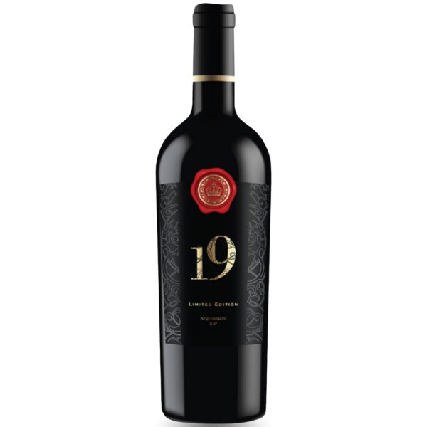 <p><strong>19 Negroamaro del Salento Limited Edition</strong> gợi mở hương mận